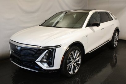 Used 2024 Cadillac Lyriq Luxury w/ LPO, Floor Liner Package