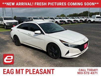 Used 2022 Hyundai Elantra SEL w/ Cargo Package