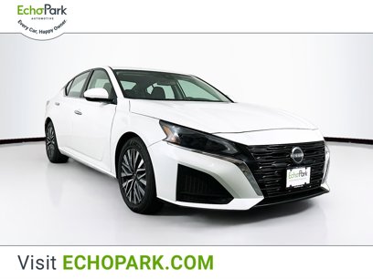 Used 2023 Nissan Altima 2.5 SV