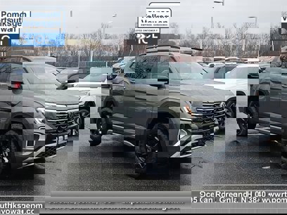 New 2025 Volkswagen Atlas Peak Edition SE