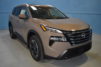 New 2025 Nissan Rogue SV w/ SV Premium Package