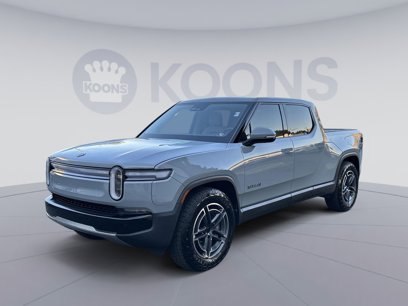 Used 2025 Rivian R1T Adventure