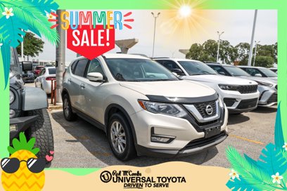 Used 2017 Nissan Rogue SV