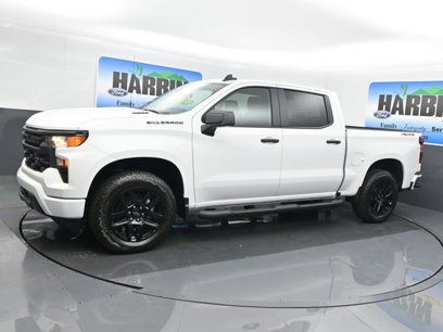 New 2025 Chevrolet Silverado 1500 Custom w/ Turbomax Blackout Package