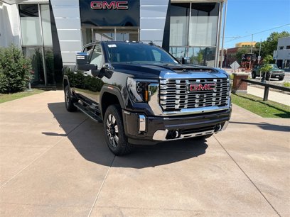 New 2025 GMC Sierra 2500 Denali w/ Denali Reserve Package