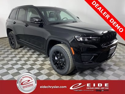 New 2025 Jeep Grand Cherokee Altitude