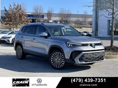 New 2025 Volkswagen Taos SE