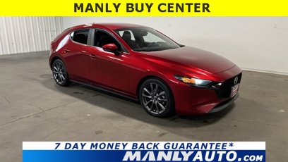 Used 2019 MAZDA MAZDA3 Hatchback w/ Preferred Package