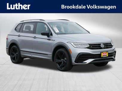 New 2024 Volkswagen Tiguan SE R-Line