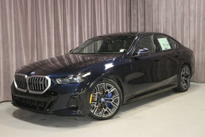 New 2025 BMW i5 xDrive40 w/ Executive Package