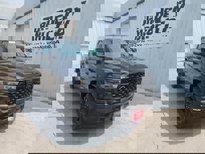 New 2025 RAM 1500 4x4 Crew Cab
