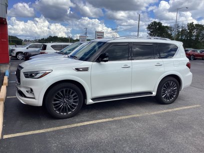 Used 2024 INFINITI QX80 Sensory