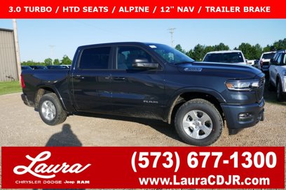 New 2025 RAM 1500 4x4 Crew Cab
