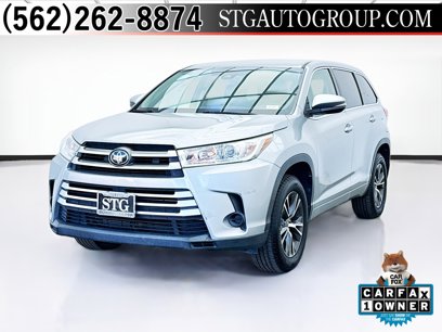 Used 2017 Toyota Highlander LE
