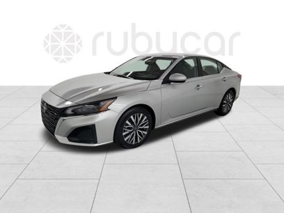 Used 2023 Nissan Altima 2.5 SV
