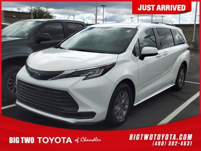 Certified 2022 Toyota Sienna LE