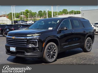 New 2025 Chevrolet Traverse LT w/ Sun and Wheel Package