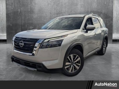 New 2025 Nissan Pathfinder SL