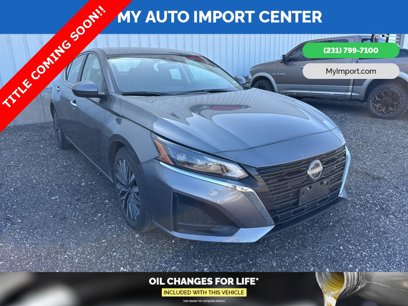 Used 2023 Nissan Altima 2.5 SV