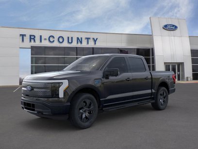 New 2025 Ford F150 Lightning XLT w/ Max Trailer Tow Package