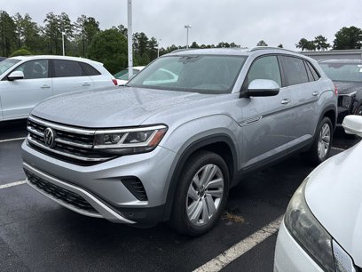 Used 2020 Volkswagen Atlas Cross Sport SE w/ Panoramic Sunroof Package