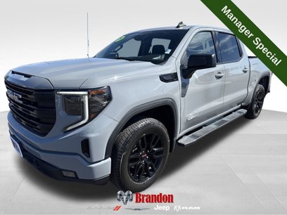 Used 2024 GMC Sierra 1500 Elevation w/ LPO, Elevation Black Package