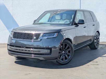 Used 2025 Land Rover Range Rover SE