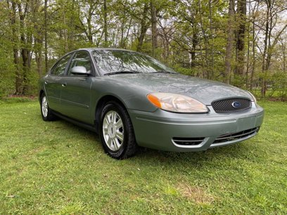 Used 2005 Ford Taurus SEL