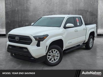 New 2024 Toyota Tacoma SR5