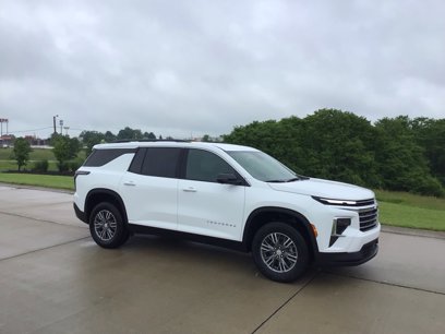 New 2025 Chevrolet Traverse LT w/ Driver Confidence Package