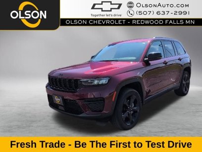 Used 2023 Jeep Grand Cherokee Altitude