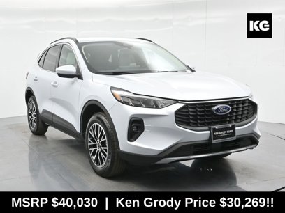 New 2025 Ford Escape SE