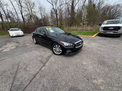 Used 2015 INFINITI Q50 2.0t w/ Moonroof Package