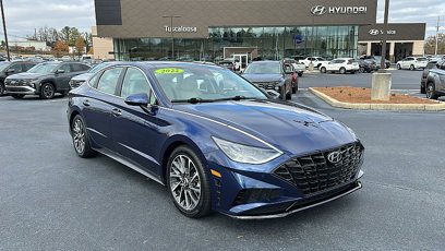 Used 2022 Hyundai Sonata Limited w/ Preferred Accessory Package