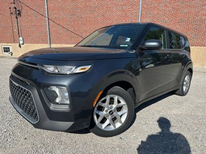 Used 2022 Kia Soul LX w/ Technology Package