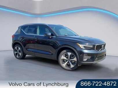 New 2025 Volvo XC40 B5 Core w/ Protection Package Premier
