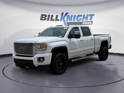 Used 2016 GMC Sierra 2500 Denali w/ Duramax Plus Package