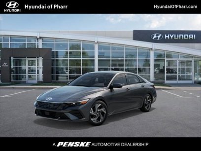 New 2025 Hyundai Elantra SEL