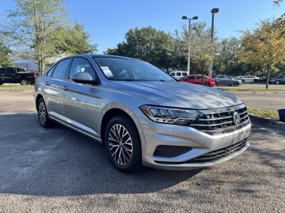 Certified 2021 Volkswagen Jetta SE w/ SE Cold Weather Package