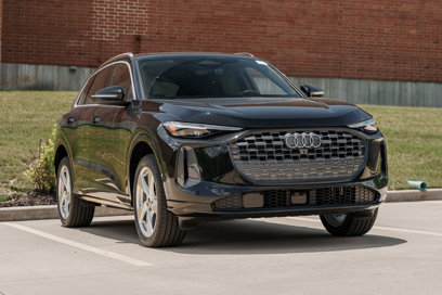 New 2025 Audi Q5 Premium Plus