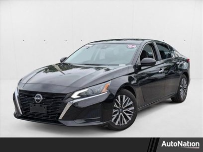 Used 2024 Nissan Altima 2.5 SV