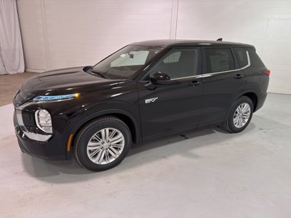 New 2025 Mitsubishi Outlander ES