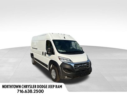 New 2025 RAM ProMaster 2500 w/ Quick Order Package 22G SLT