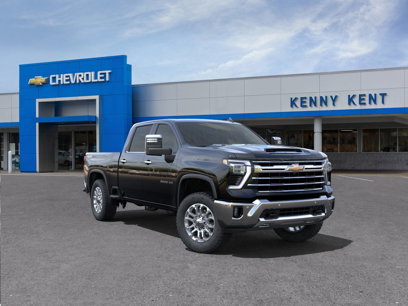 New 2025 Chevrolet Silverado 3500 LTZ w/ LTZ Premium Package