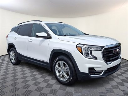 Used 2022 GMC Terrain SLE w/ Driver Convenience Package
