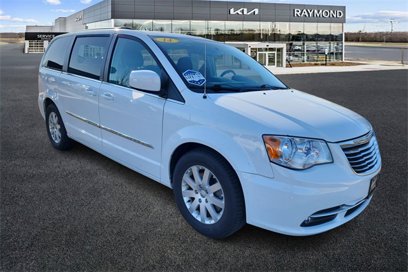 Used 2014 Chrysler Town & Country Touring