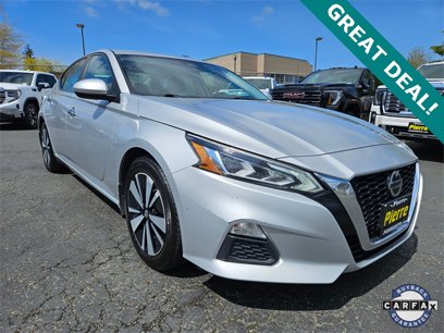 Used 2022 Nissan Altima 2.5 SV