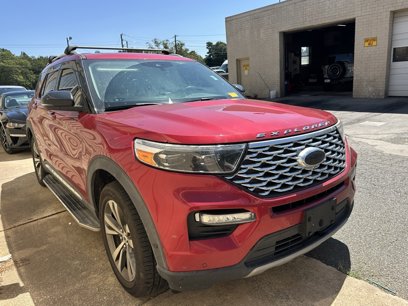 Used 2020 Ford Explorer Platinum w/ Premium Technology Package