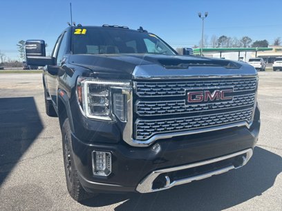 Used 2021 GMC Sierra 2500 Denali w/ Denali Black Diamond Edition