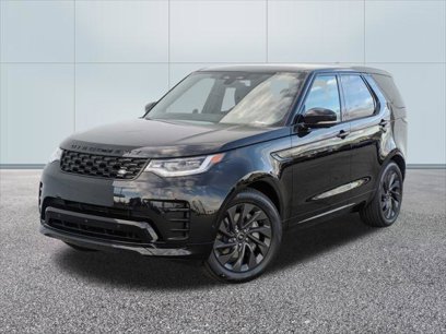 New 2024 Land Rover Discovery Dynamic SE